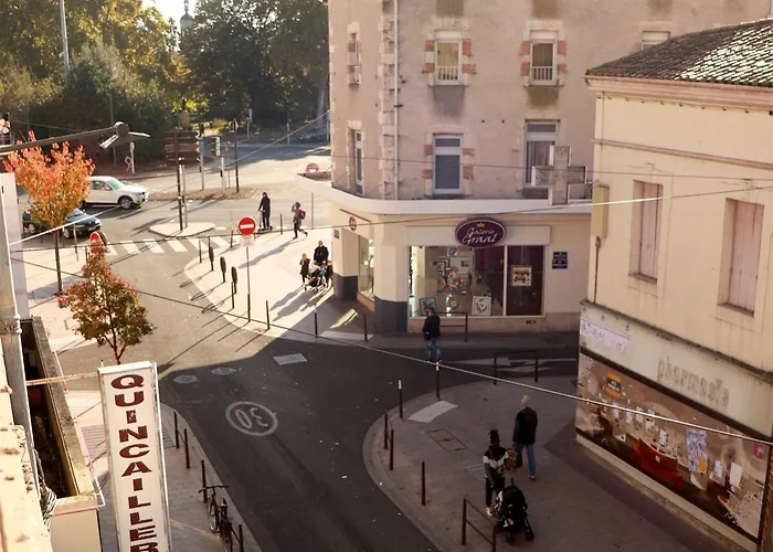 Le Duplex - Proche De La Gare - Centre-ville Daire *